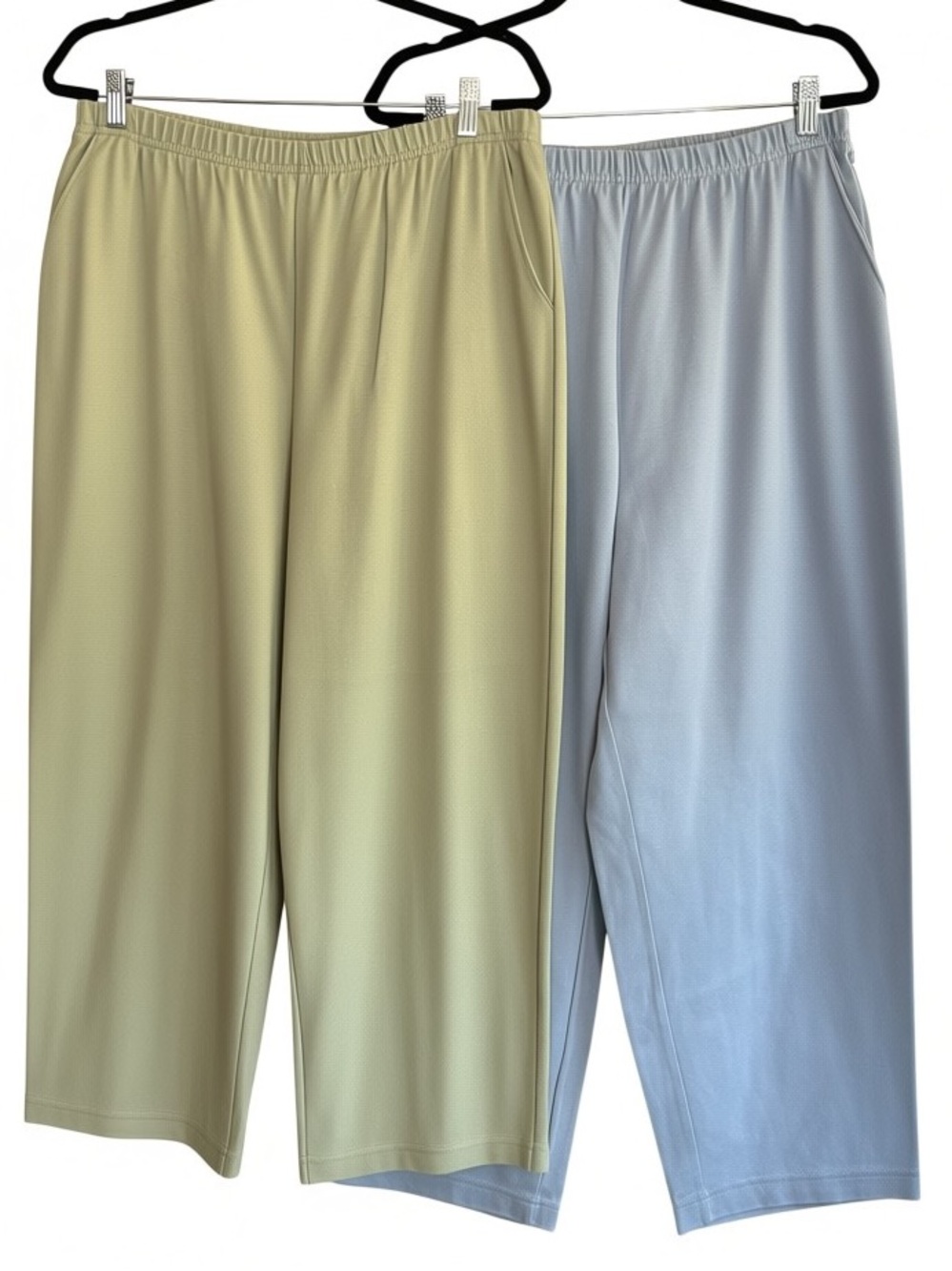 TWO! Lands’ End Women’s 100% Cotton Capri Pants Size Large 14-16 Blue Green